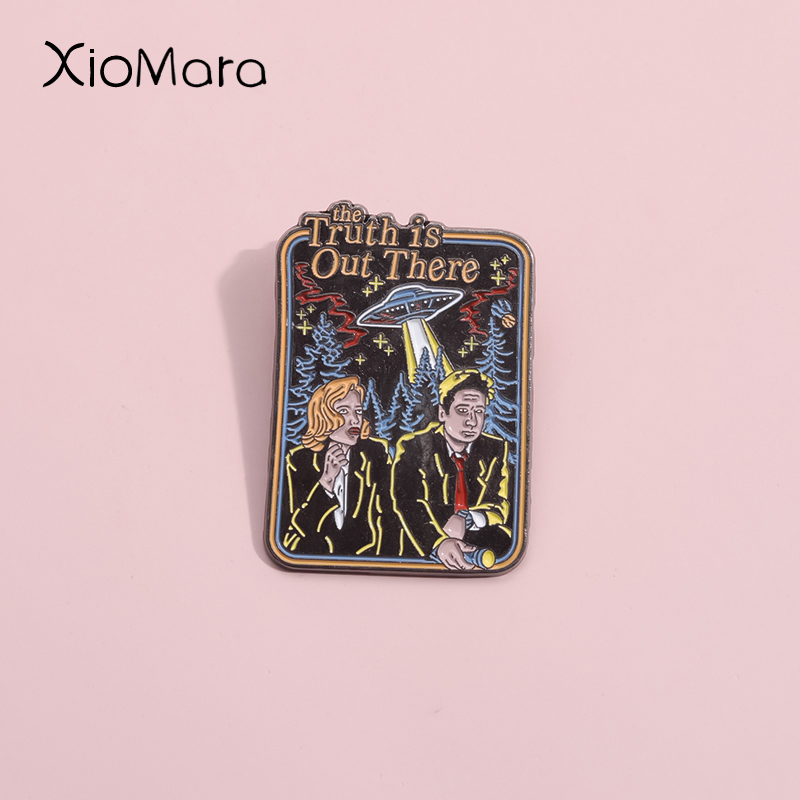 Film Sains UFO Enamel pin kust - Science Buddies ulasan dan harga